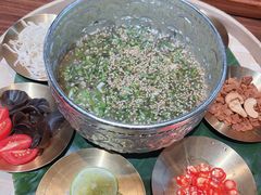 -良米山·云南野生菌过桥米线(上海首店)