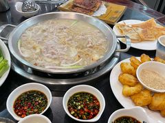-老来福·非遗酸汤兔(凯旋路店)