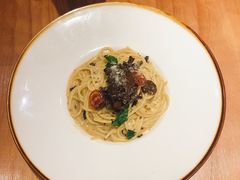 -POKEE VIA&Brunch·维娅(重庆来福士店)