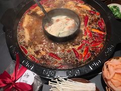 -老酉火锅(阳明古镇店)
