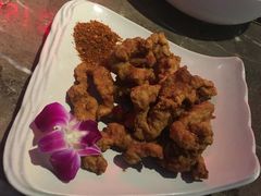 -三人行骨头王火锅(长寿店)