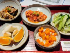 -山食间·中式营养轻餐(保利时光里店)