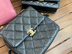 -聚云奢二手奢侈品黄金手表包包回收·中古店(三里屯总店)