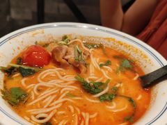 黄金番茄肥牛面-和府捞面(曹路花园城店)
