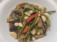 -香山湖渔家大院