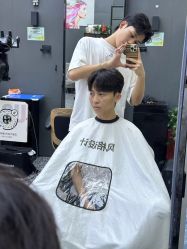 -藤野造型专业烫染接发