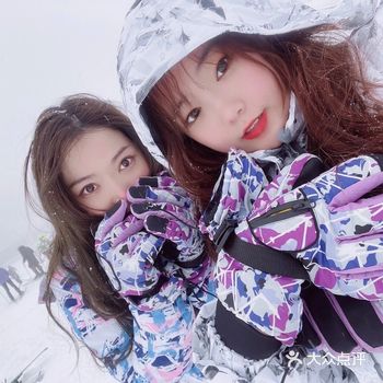 湖州安吉云上草原滑雪场滑雪超酷炫～