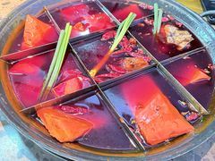 -正南齊北重庆老火锅(光华村直营店)