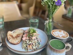 炙烤厚切三文鱼沙拉-O'mills Sourdough Bakery&Bistro(永嘉路店)