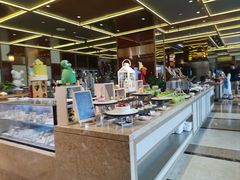 -大中华希尔顿酒店-念自助餐·嗨啤·小龙虾