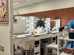 -HIMO海马体照相馆(上海华润CP静安店)