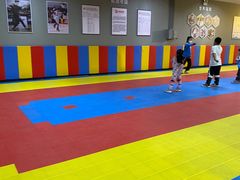 -米高轮滑·自由式轮滑·速桩·滑板(锦辉店)