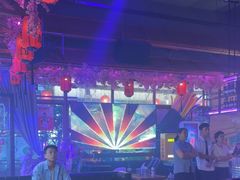 -喜鹊音乐酒馆(西街店)