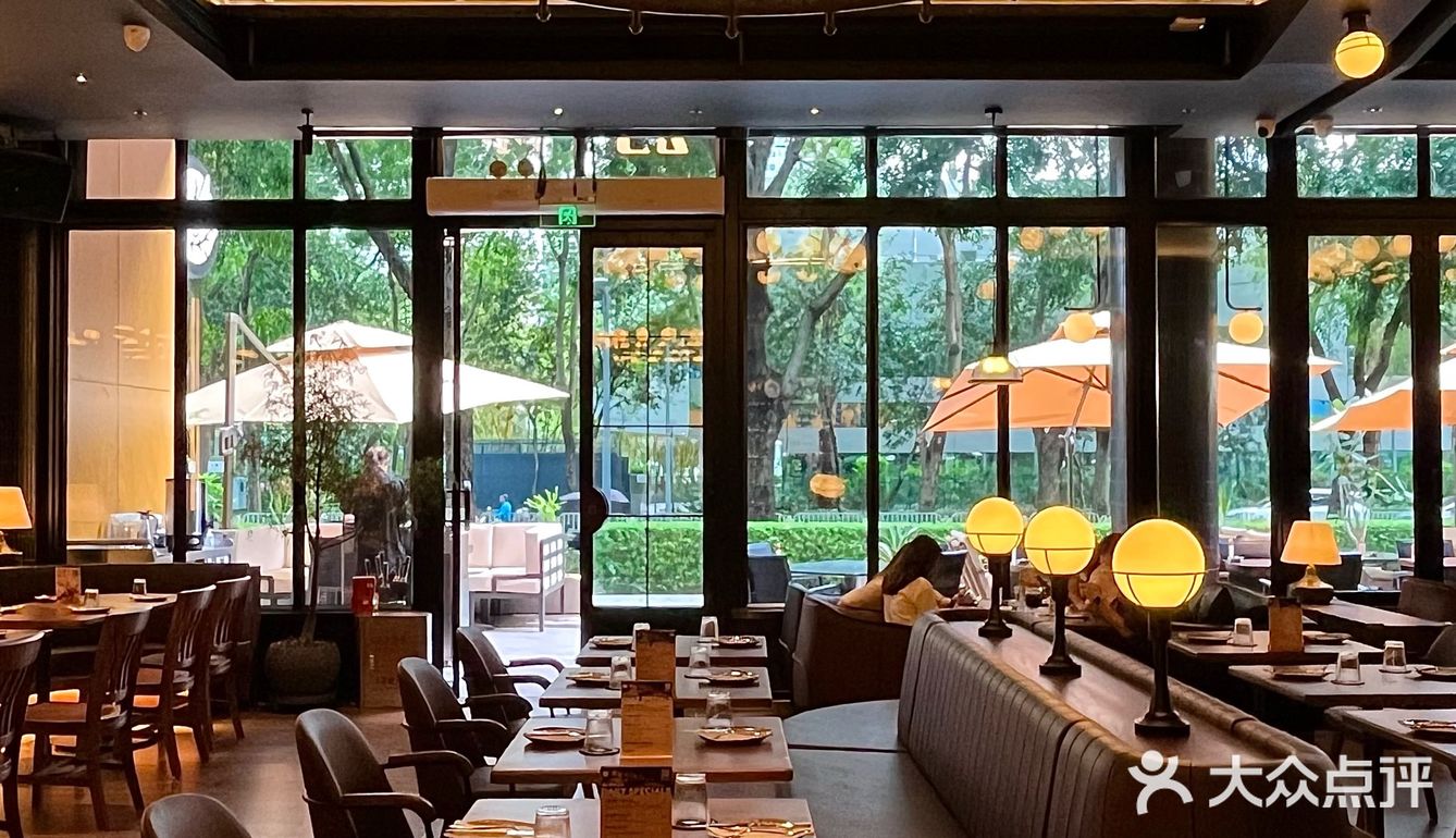 深圳新店｜花小钱装大杯的餐酒吧，好chill