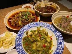 -杨三孃跷脚牛肉(中粮鸿云悦街店)
