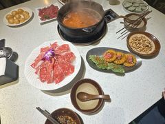 -贵府酸汤牛肉火锅·贵州老字号(飞山街店)