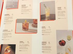 -星巴克臻选(上海合生汇1F店)