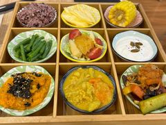 -轻蔬不用等·素食(江苏路店)