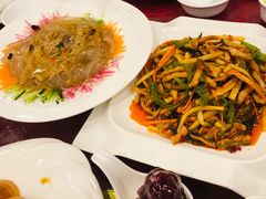 鱼香肉丝-东四民芳餐厅(世茂工三店)