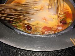 -佰人王串串香火锅(洋珠巷店)