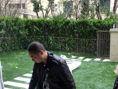 家门口小花园-大宁金茂府