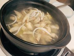 -东椰·海南椰子鸡火锅(朝阳门店)