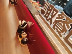 -顺溜·手工刀削面·黑金店(铜锣湾店)