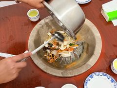 -姚记抚仙湖石锅鱼庄