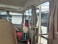 -东方航空(虹桥路店)