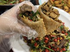 -湖南人家湘菜馆(镇江路店)