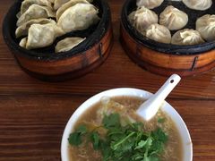 -罗卜李包子羊肉汤