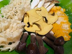 -钢管厂五区小郡肝串串香火锅(梅川路店)