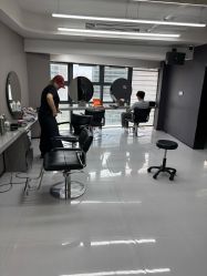 -宫铭烫发染发接发店