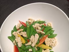 -艳阳天民俗村(公园路店)