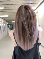 -东秀护肤造型