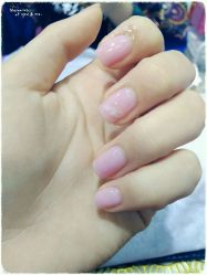 -花岐款式专研健康美甲沙龙