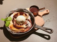 -Oasis Bar & Grill