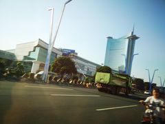 -罗浮宫国际家居总部大厦