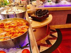自助取餐区-东莞塘厦三正半山温泉酒店·沙利文西餐厅