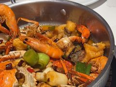 -七欣天香辣蟹火锅(闵行浦江欢乐颂店)
