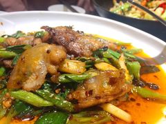 -万重锦·人文川菜馆(骡马市店)