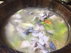 -秋语木桶鱼.酸菜鱼(开发区火车站店)
