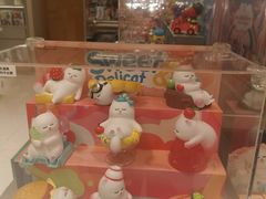 -泡泡玛特POPMART(蓝色港湾店)