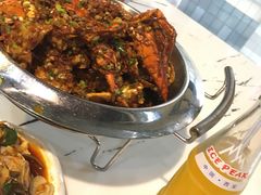 -凤凰路何眼镜香辣蟹(花果园店)