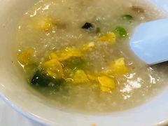 皮蛋瘦肉粥-半岛海鲜酒家