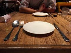-玛格萝妮(汇智国际商业中心店)