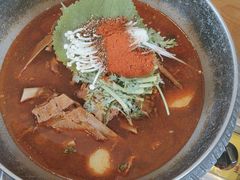 -喇喇排骨火锅·传统韩式脊骨汤(望京西园总店)