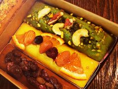 缤纷蛋糕礼盒-星巴克臻选(南京金茂览秀城店)