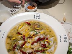 -渔语鱼酸菜鱼新川菜(来福士店)