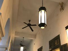 大堂-星巴克臻选(广州沙面店)